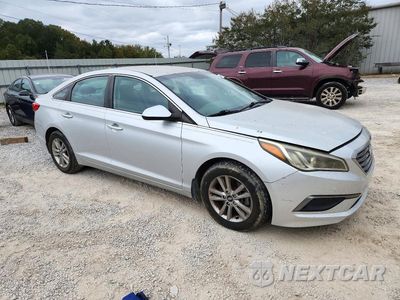 Czwarte zdjęcie samochodu z boku: 2016 HYUNDAI SONATA SE VIN:5NPE24AF6GH301248 - miniatura