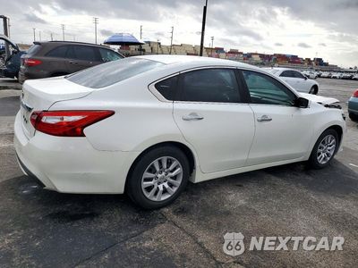 Trzecie zdjęcie samochodu z tyłu: 2016 NISSAN ALTIMA 2.5 S VIN:1N4AL3AP3GN308274 - miniatura