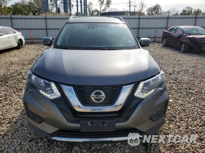 Piąte zdjęcie samochodu w środku: 2019 NISSAN ROGUE SV VIN:JN8AT2MVXKW398142 - miniatura