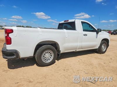 Trzecie zdjęcie samochodu z tyłu: 2021 CHEVROLET SILVERADO C1500 VIN:3GCNWAEK6MG380919 - miniatura