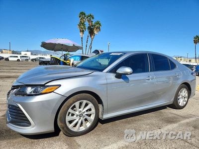 2023 TOYOTA CAMRY LE 4T1C11AK7PU804102 - główne zdjęcie licytacji z USA - miniatura