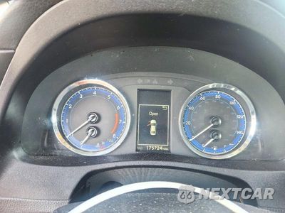 Zdjęcie 9 z 13 samochodu: 2017 TOYOTA COROLLA SE VIN:2T1BURHE7HC764205 - miniatura