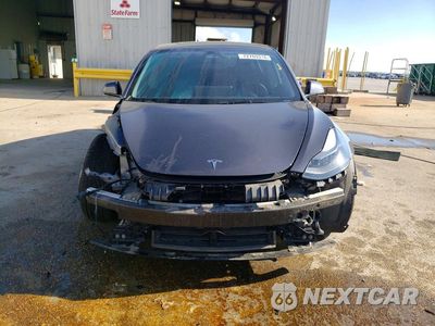 Piąte zdjęcie samochodu w środku: 2023 TESLA MODEL 3 VIN:5YJ3E1EB2PF682034 - miniatura