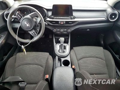 Zdjęcie 8 z 12 samochodu: 2021 KIA FORTE LXS VIN:3KPF24AD5ME287586 - miniatura