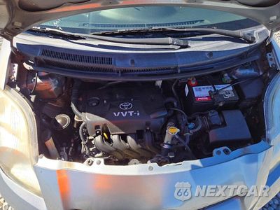 Zdjęcie 11 z 13 samochodu: 2010 TOYOTA YARIS BASE VIN:JTDJT4K36A5304660 - miniatura