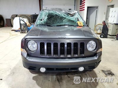 Piąte zdjęcie samochodu w środku: 2016 JEEP PATRIOT LATITUDE VIN:1C4NJRFB5GD542679 - miniatura