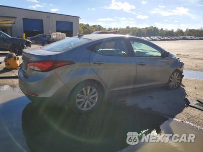 Trzecie zdjęcie samochodu z tyłu: 2016 HYUNDAI ELANTRA SE VIN:KMHDH4AE0GU571840 - miniatura