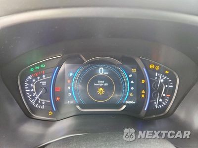 Zdjęcie 9 z 14 samochodu: 2019 HYUNDAI SANTA FE LIMITED 2.0T VIN:5NMS5CAA2KH136166 - miniatura