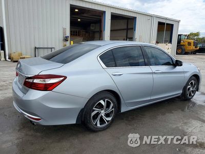 Trzecie zdjęcie samochodu z tyłu: 2017 HONDA ACCORD LX VIN:1HGCR2F36HA237390 - miniatura