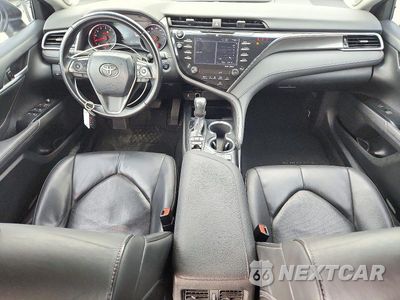 Zdjęcie 8 z 13 samochodu: 2018 TOYOTA CAMRY XSE VIN:4T1B61HK9JU089804 - miniatura