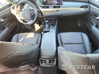 Zdjęcie 8 z 13 samochodu: 2021 LEXUS ES 300H BASE VIN:58ACA1C16MU009633 - miniatura