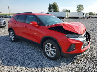 Czwarte zdjęcie samochodu z boku: 2019 CHEVROLET BLAZER 1LT VIN:3GNKBBRA8KS697267 - miniatura