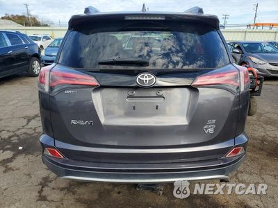 Zdjęcie 6 z 13 samochodu: 2016 TOYOTA RAV4 SE VIN:JTMJFREV8GJ071866 - miniatura