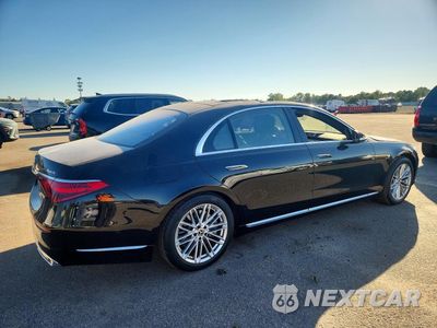 Trzecie zdjęcie samochodu z tyłu: 2023 MERCEDES-BENZ S 580 4MATIC VIN:W1K6G7GB6PA199054 - miniatura