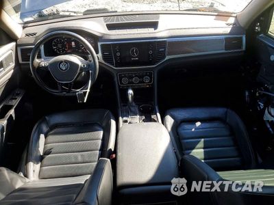 Zdjęcie 8 z 14 samochodu: 2018 VOLKSWAGEN ATLAS SEL PREMIUM VIN:1V2NR2CA9JC584747 - miniatura