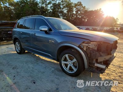 Czwarte zdjęcie samochodu z boku: 2017 VOLVO XC90 T5 VIN:YV4102XK4H1115808 - miniatura