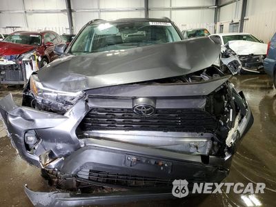Piąte zdjęcie samochodu w środku: 2022 TOYOTA RAV4 XLE PREMIUM VIN:2T3A1RFV5NC262433 - miniatura