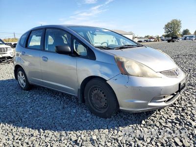 Czwarte zdjęcie samochodu z boku: 2010 HONDA FIT VIN:JHMGE8H26AC001270 - miniatura