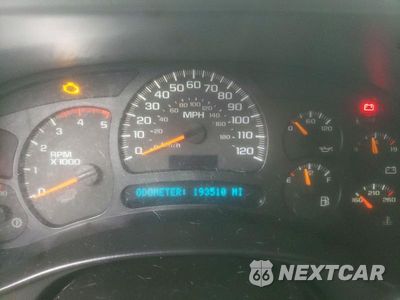 Zdjęcie 9 z 12 samochodu: 2005 CHEVROLET SILVERADO K3500 VIN:1GCJK33215F809640 - miniatura