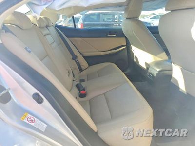 Zdjęcie 10 z 13 samochodu: 2018 LEXUS IS 300 VIN:JTHBA1D27J5067558 - miniatura