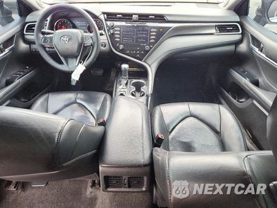 Zdjęcie 8 z 12 samochodu: 2018 TOYOTA CAMRY XSE VIN:4T1B61HK2JU052500 - miniatura