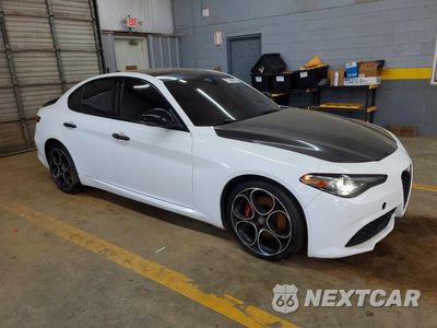 Czwarte zdjęcie samochodu z boku: 2023 ALFA ROMEO GIULIA TI VIN:ZARFAMBN6P7666732 - miniatura