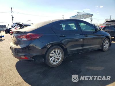 Trzecie zdjęcie samochodu z tyłu: 2019 HYUNDAI ELANTRA SE VIN:5NPD74LF7KH410868 - miniatura