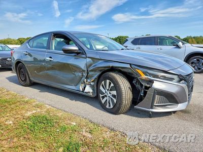 Czwarte zdjęcie samochodu z boku: 2023 NISSAN ALTIMA S VIN:1N4BL4BV6PN348694 - miniatura