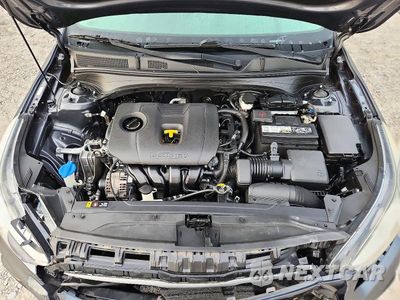 Zdjęcie 11 z 12 samochodu: 2019 KIA FORTE LXS VIN:3KPF24AD5KE070181 - miniatura