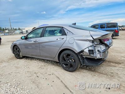 Drugie zdjęcie samochodu z przodu: 2026 HYUNDAI ELANTRA SEL SPORT VIN:KMHLM4DG8TU117995 - miniatura