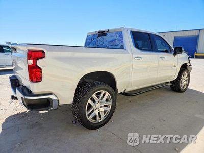 Trzecie zdjęcie samochodu z tyłu: 2020 CHEVROLET SILVERADO K1500 LTZ VIN:3GCUYGED3LG290023 - miniatura