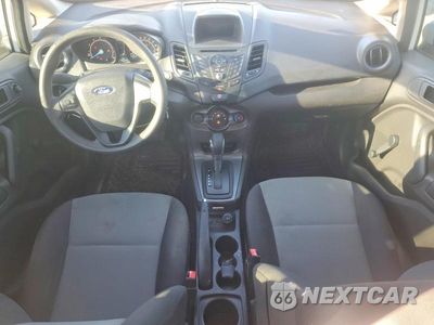 Zdjęcie 8 z 12 samochodu: 2016 FORD FIESTA S VIN:3FADP4AJ0GM164888 - miniatura