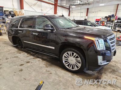 Czwarte zdjęcie samochodu z boku: 2016 CADILLAC ESCALADE PLATINUM VIN:1GYS4DKJ7GR310060 - miniatura