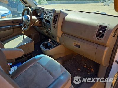 Zdjęcie 8 z 13 samochodu: 2015 NISSAN NV 2500 VIN:1N6BF0LX3FN802924 - miniatura