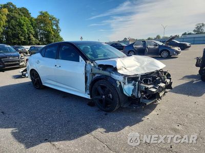 Czwarte zdjęcie samochodu z boku: 2021 NISSAN SENTRA SR VIN:3N1AB8DV0MY280522 - miniatura