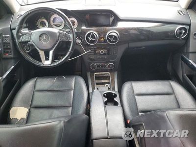 Zdjęcie 8 z 13 samochodu: 2014 MERCEDES-BENZ GLK 350 VIN:WDCGG5HBXEG159419 - miniatura