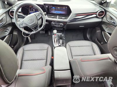 Zdjęcie 8 z 12 samochodu: 2025 CHEVROLET TRAX 2RS VIN:KL77LJEP0SC237880 - miniatura