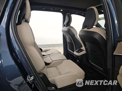 Zdjęcie 11 z 14 samochodu: 2025 VOLVO XC90 PLUS VIN:YV4062PB8S1386971 - miniatura
