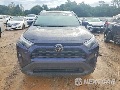 Piąte zdjęcie samochodu w środku: 2023 TOYOTA RAV4 XLE PREMIUM VIN:2T3C1RFV3PW259637 - miniatura