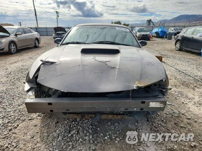 Piąte zdjęcie samochodu w środku: 2002 FORD MUSTANG GT VIN:1FAFP42X22F173211 - miniatura