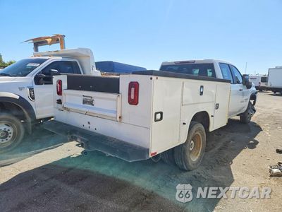Trzecie zdjęcie samochodu z tyłu: 2020 CHEVROLET SILVERADO K3500 VIN:1GB4YSEY4LF346515 - miniatura