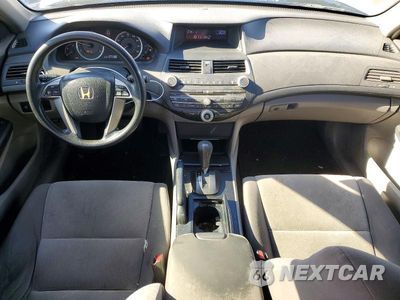 Zdjęcie 8 z 13 samochodu: 2008 HONDA ACCORD LX VIN:JHMCP26308C031263 - miniatura