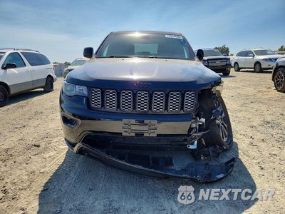 Piąte zdjęcie samochodu w środku: 2019 JEEP GRAND CHEROKEE LAREDO VIN:1C4RJEAGXKC852340 - miniatura