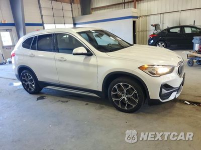 Czwarte zdjęcie samochodu z boku: 2020 BMW X1 XDRIVE28I VIN:WBXJG9C05L5P80751 - miniatura