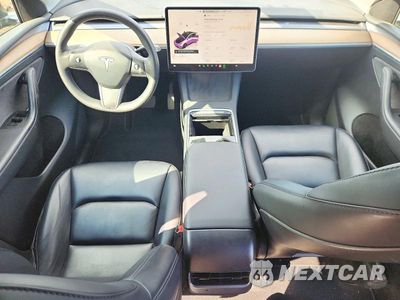 Zdjęcie 8 z 12 samochodu: 2023 TESLA MODEL Y VIN:7SAYGAEE2PF921238 - miniatura