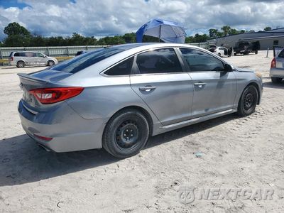 Trzecie zdjęcie samochodu z tyłu: 2016 HYUNDAI SONATA SPORT VIN:5NPE34AF7GH374352 - miniatura