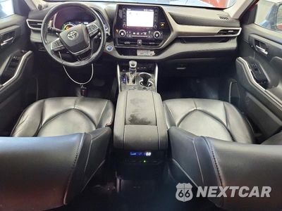 Zdjęcie 8 z 13 samochodu: 2021 TOYOTA HIGHLANDER HYBRID XLE VIN:5TDGBRCH1MS062024 - miniatura
