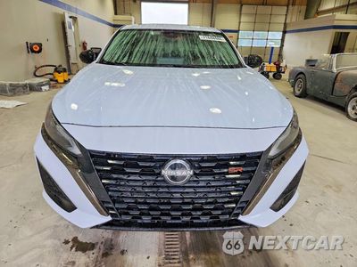 Piąte zdjęcie samochodu w środku: 2023 NISSAN ALTIMA SR VIN:1N4BL4CV4PN373530 - miniatura