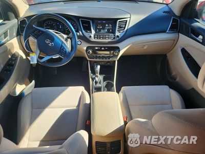 Zdjęcie 8 z 13 samochodu: 2018 HYUNDAI TUCSON VALUE VIN:KM8J3CA24JU783939 - miniatura
