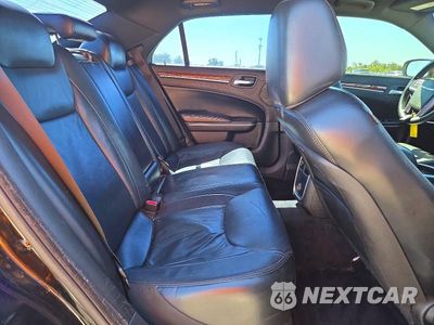 Zdjęcie 10 z 13 samochodu: 2014 CHRYSLER 300 VIN:2C3CCAAG3EH281479 - miniatura
